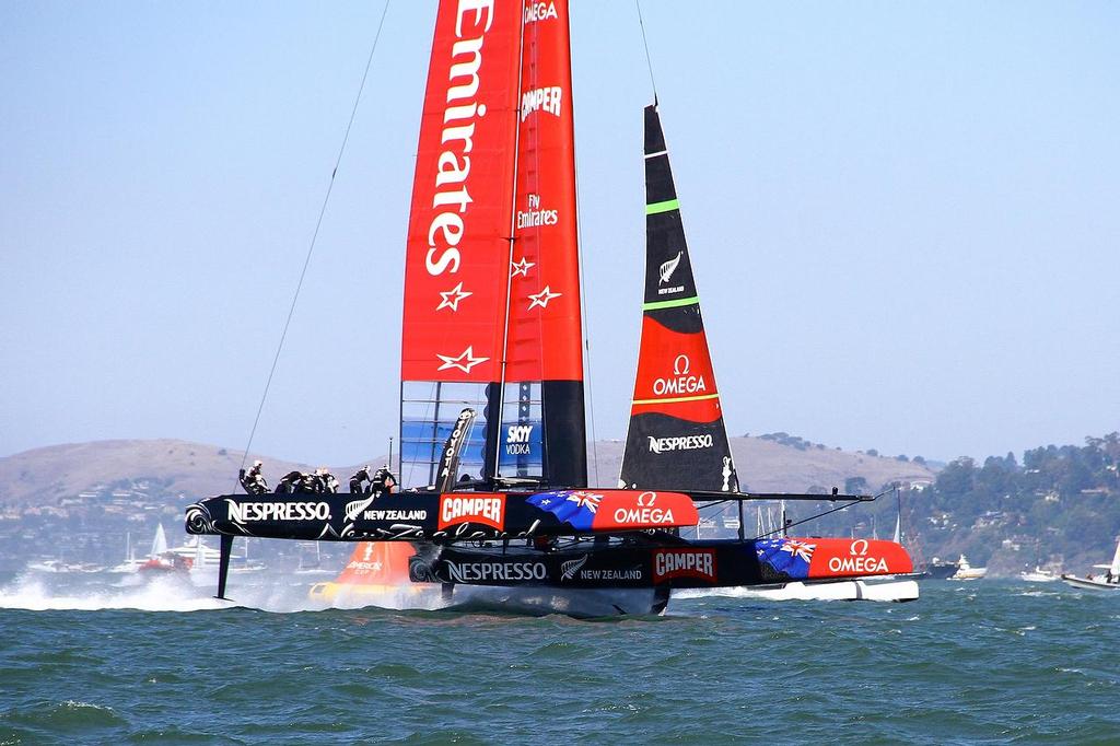 Oracle Team USA v Emirates Team New Zealand. America’s Cup Day 5 San Francisco. Emirates Team NZ at Mark 1, Race 9 © Richard Gladwell www.photosport.co.nz